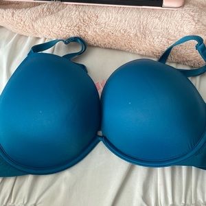 Vs pink push up bra